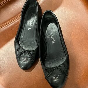 CHANEL Black Leather Loafers with Bow